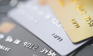 Imagem ilustrativa da imagem Juros do rotativo do cartão de crédito recua pouco sob nova regra