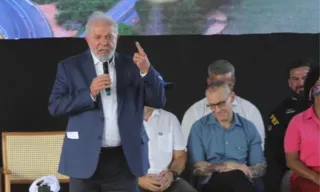 Imagem ilustrativa da imagem Lula quer chamar de suas obras com dinheiro alheio