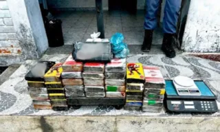 Imagem ilustrativa da imagem Polícia apreende cocaína avaliada em R$ 1,8 milhão no ES