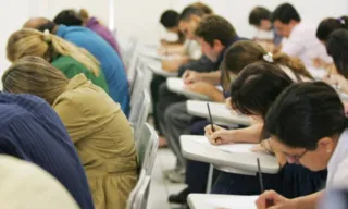 Imagem ilustrativa da imagem Veja os dez cargos com mais vagas no CNU 2025, com salários que chegam a R$ 9.711