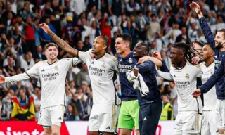 Imagem ilustrativa da imagem Real Madrid bate Barcelona de virada, com gol polêmico e fica perto do título