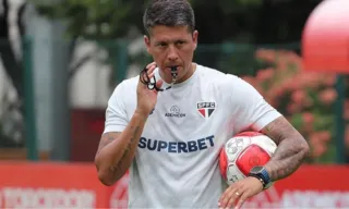 Imagem ilustrativa da imagem São Paulo esperava mais na Libertadores e não está satisfeito com Carpini