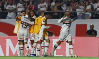 Imagem ilustrativa da imagem São Paulo sofre, mas vence o frágil Cobresal e dá sobrevida a Carpini