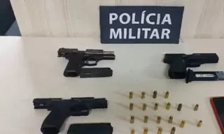 Imagem ilustrativa da imagem Suspeito pega arma de homem baleado e atira contra policiais em Vila Velha