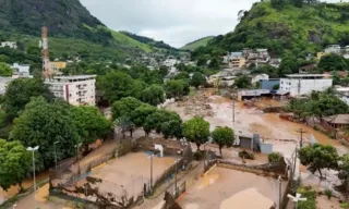 Imagem ilustrativa da imagem VÍDEO | Imagens aéreas mostram destruição causada pela chuva em cidade do Sul do ES