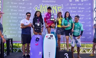 Imagem ilustrativa da imagem Mundial de Bodyboarding movimenta a praia de Jacaraípe