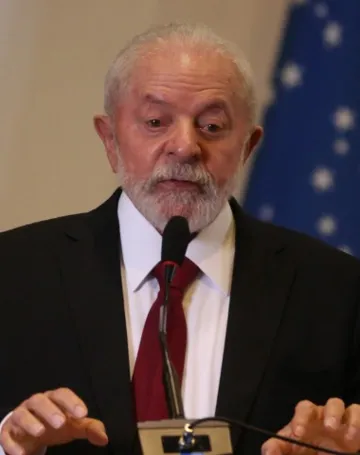 Imagem ilustrativa da imagem Governo alega que carta de Lula a Putin é pessoal e impõe sigilo