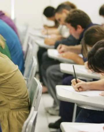 Imagem ilustrativa da imagem Veja os dez cargos com mais vagas no CNU 2025, com salários que chegam a R$ 9.711