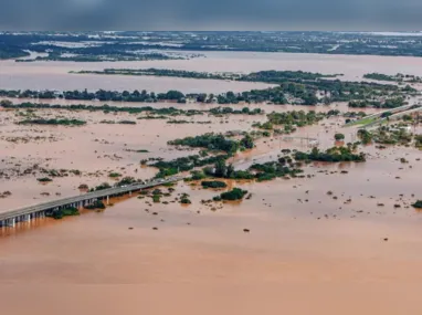 Imagem ilustrativa da imagem Governo do RS faz alerta para risco de enchentes em municípios da região sul