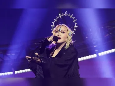 Imagem ilustrativa da imagem Madonna fez doação milionária ao RS após show em Copacabana, diz colunista