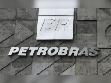 Imagem ilustrativa da imagem Petrobras aciona Justiça por suposta fraude em programa pagamento a fornecedores