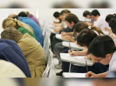 Imagem ilustrativa da imagem Provas do concurso público do Bandes são aplicadas neste domingo em Vitória