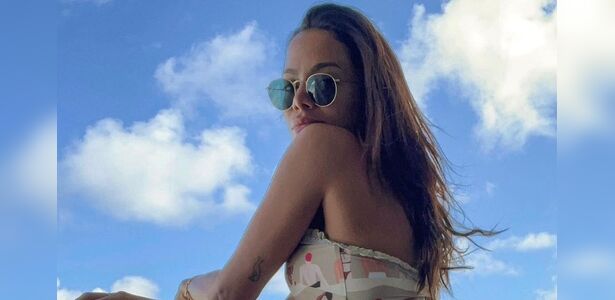 Anitta chega ao Rio de Janeiro para o show de Madonna em Copacabana