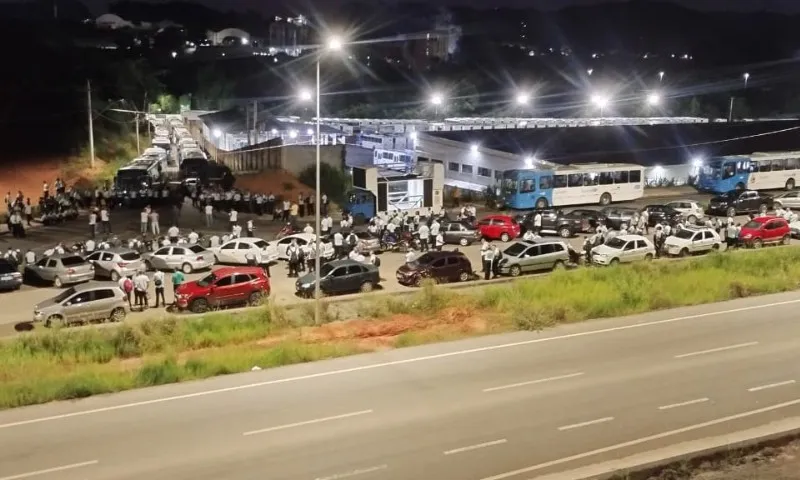 Imagem ilustrativa da imagem Paralisação de rodoviários deixa bairros da Grande Vitória sem ônibus nesta quinta