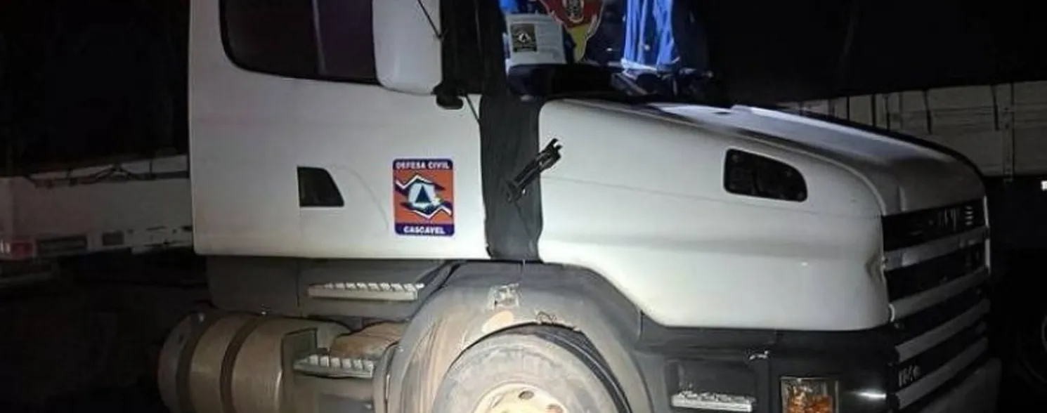 Imagem ilustrativa da imagem Polícia apreende 53 kg de drogas em caminhão que levava doações ao RS