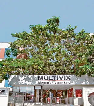 A Multivix tem sete unidades presenciais, um centro universitário e mais de 300 polos no País