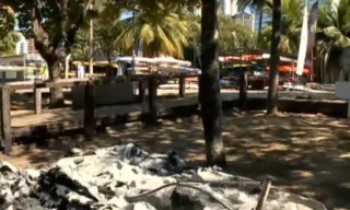 Imagem ilustrativa da imagem Caiaques são incendiados e empresário tem prejuízo de R$ 80 mil em Vitória