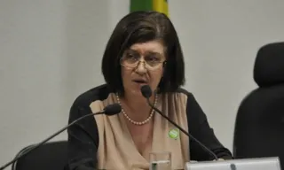 Imagem ilustrativa da imagem Presidente da Petrobras diz que petróleo não deve ser culpado por tragédia no Sul