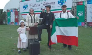 Imagem ilustrativa da imagem Dança, shows e comidas típicas em festa italiana na Praça do Papa