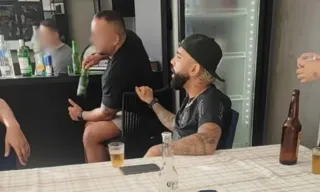 Imagem ilustrativa da imagem Gabigol explica por que vestiu camisa do Corinthians e diz: 'Amo o Flamengo'