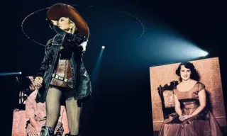 Imagem ilustrativa da imagem Madonna se diz mais próxima dos filhos e reflete sobre perda da mãe