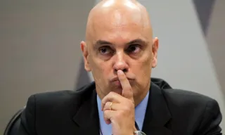 Imagem ilustrativa da imagem Oposição entrega a Pacheco novo pedido de impeachment de Moraes