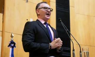 Imagem ilustrativa da imagem “Não viveu um minuto do PDT”