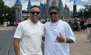 Imagem ilustrativa da imagem Pai assume carreira de Rodrygo e vê Neymar como exemplo a não ser seguido