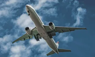 Imagem ilustrativa da imagem Piloto morre durante voo e copiloto faz pouso de emergência
