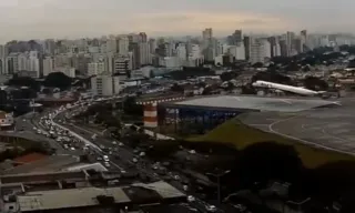 Imagem ilustrativa da imagem VÍDEO | Avião decola pouco antes do fim da pista no Aeroporto de Congonhas