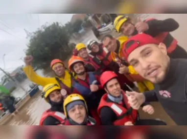 Imagem ilustrativa da imagem Barco de MC Gui afunda durante resgate e cantor precisa ser socorrido por bombeiros