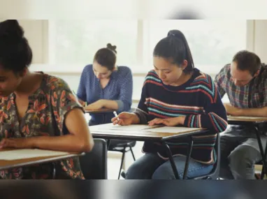 Imagem ilustrativa da imagem Bolsas para alunos de universidades federais. Veja como se inscrever