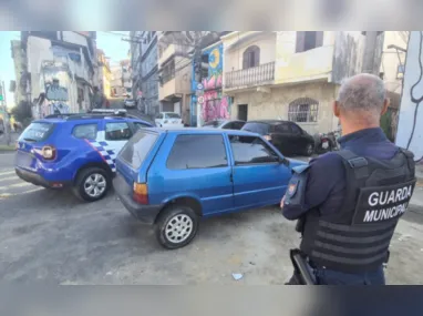 Câmeras registraram ação de bandidos contra pai e filho