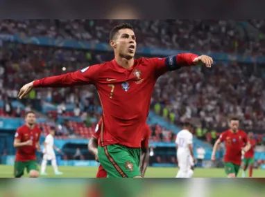 Imagem ilustrativa da imagem Ex-jogador tcheco aponta CR7 como um dos elos fracos de Portugal