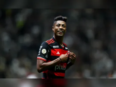 Bruno Henrique não foi afastado pelo Flamengo e continua atuando normalmente pelo clube carioca