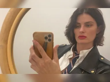 Imagem ilustrativa da imagem Isabeli Fontana narra 'encontro' com ETs: 'Me curaram'