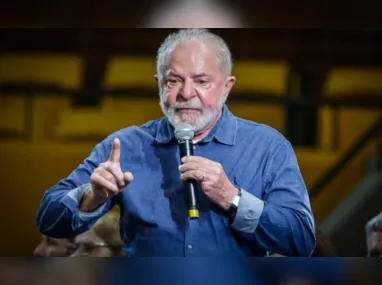 Imagem ilustrativa da imagem Lula diz não querer Brasil como Cuba ou Rússia, mas como uma Suécia