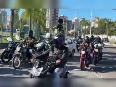 Motociclistas protestaram e pediram justiça no dia em que foi confirmada a morte cerebral de Glênio Alves