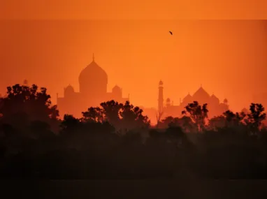 Imagem ilustrativa da imagem Onda de calor mata ao menos 50 pessoas na Índia