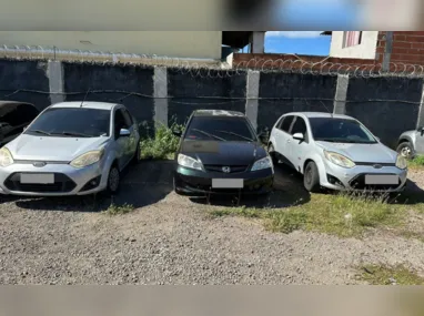 Imagem ilustrativa da imagem Operação da polícia apreende drogas e quatro carros em marmoraria na Serra