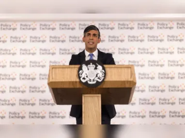Imagem ilustrativa da imagem Primeiro-ministro britânico dissolve Parlamento e antecipa eleições