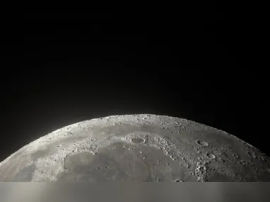 Imagem ilustrativa da imagem Sonda espacial da China pousa com sucesso em lado oculto da Lua