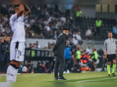 Imagem ilustrativa da imagem Técnico Álvaro Pacheco chega ao Rio para comandar o Vasco