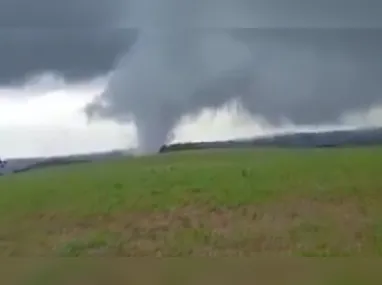 Imagem ilustrativa da imagem Tornados de menor intensidade atingem ao menos duas cidades do Rio Grande do Sul