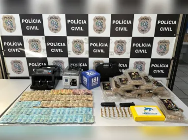Imagem ilustrativa da imagem Traficante preso e 11 kg de crack apreendidos em apartamento de luxo em Vila Velha