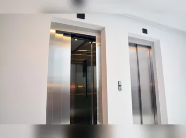 Imagem ilustrativa da imagem Três elevadores despencam no Rio e deixam dois mortos e um ferido