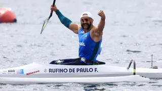 Imagem ilustrativa da imagem Paralimpíadas: Brasil tem dobradinha na canoagem e ouro no halterofilismo