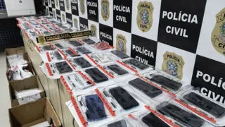 Imagem ilustrativa da imagem Polícia recupera mais de 200 celulares roubados após envio de mensagens no ES