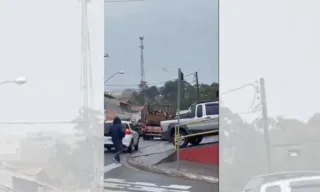 Imagem ilustrativa da imagem Avião com passageiros cai em Vinhedo, no interior de São Paulo; Veja vídeo