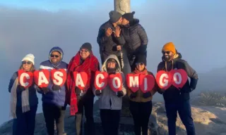 Imagem ilustrativa da imagem Capixaba fica noiva no Pico da Bandeira